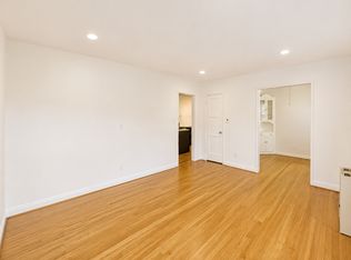1045 6th St APT B, Santa Monica, CA 90403