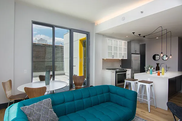 Rented by The KCI Group | media 38