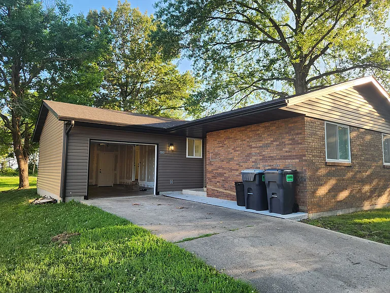408 Elm St — Photo 28
