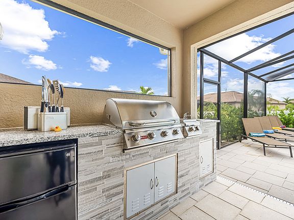 Outdoor kitchen