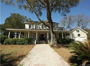 2695 Shogry Pointe Rd, Johns Island, SC 29455