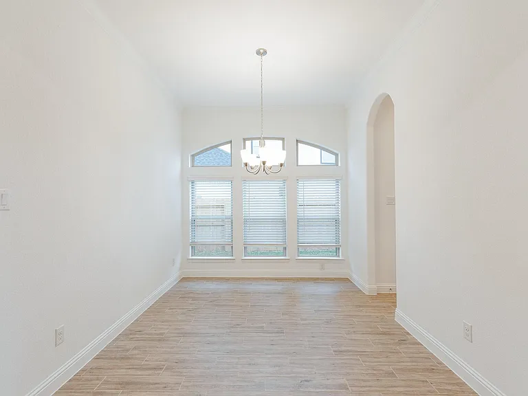 1403 Woodson Ridge Ln — Photo 27