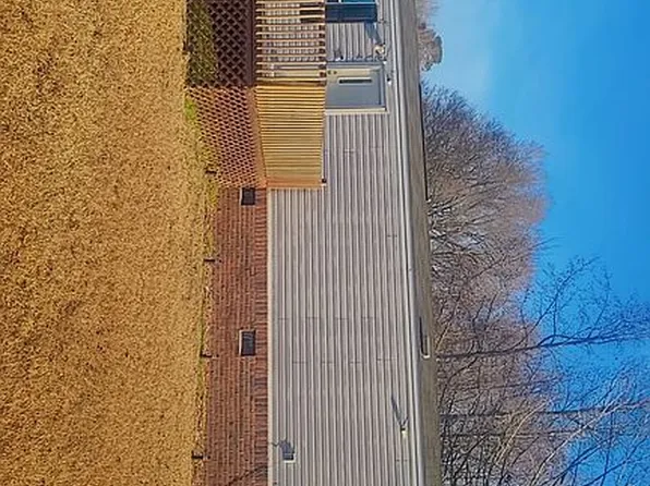 366 Nestle Down Ln, Sellers, SC 29592