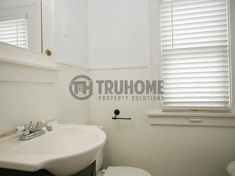 520 N 7th St — Photo 8