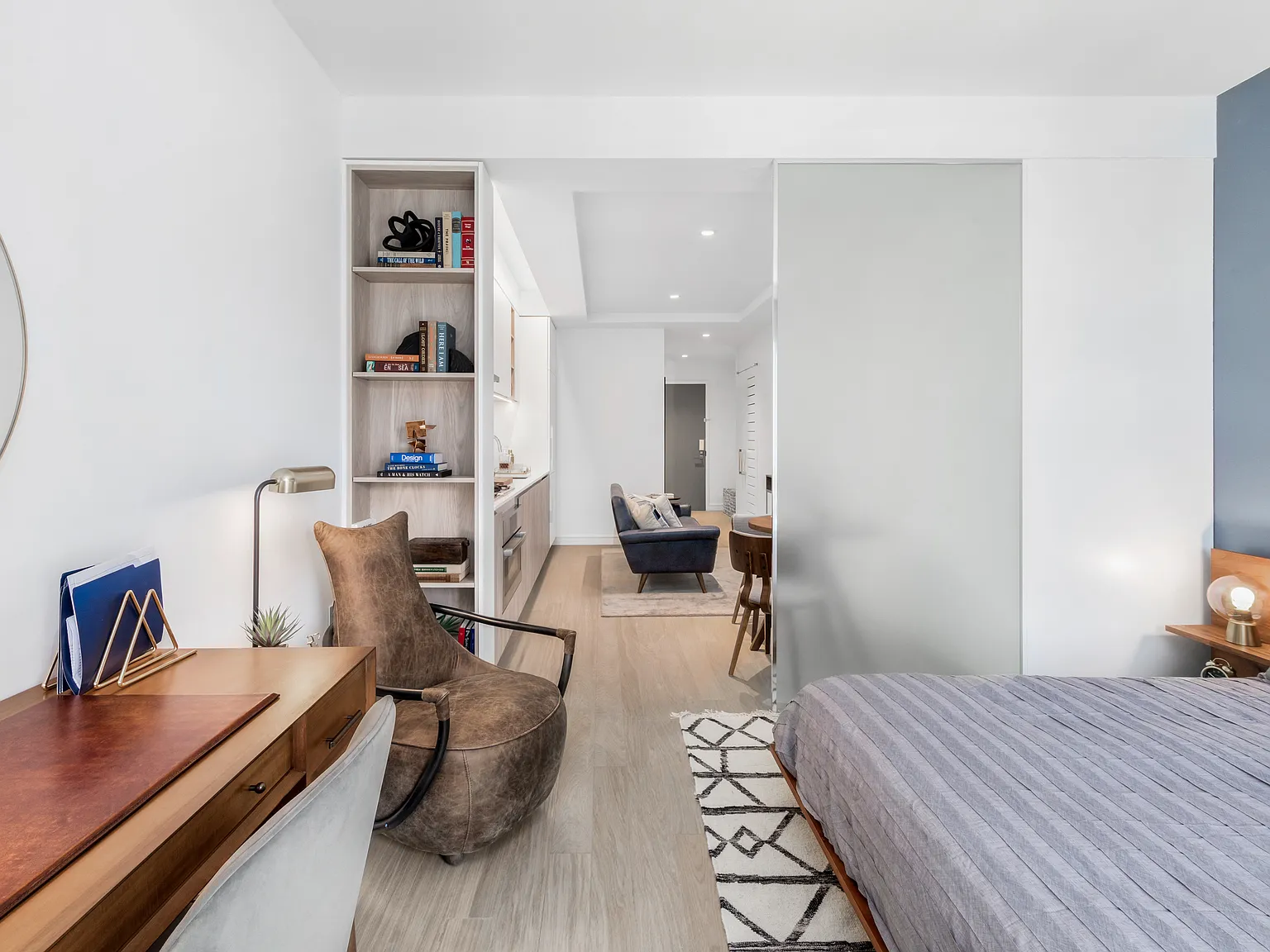 555 West 43rd Street — Photo 2