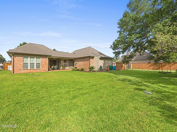 5th image of 1044 Angelwood Cir