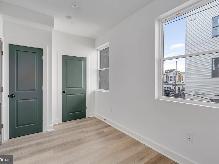 1223 W Lehigh Ave #B — Photo 6