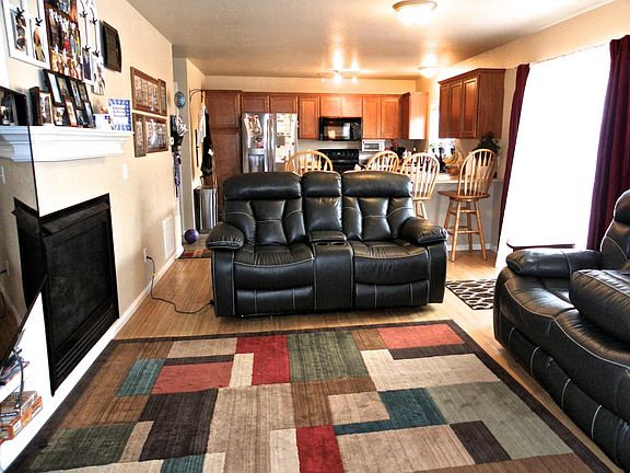 Family room view to show gas fireplace