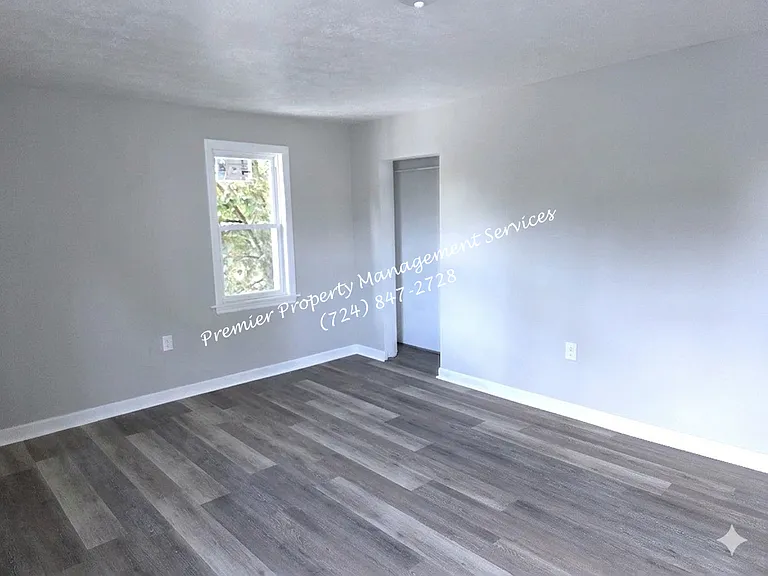 1600 4th Ave — Photo 9