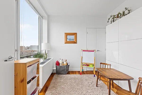 Sold by Compass | media 7
