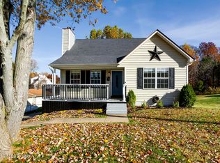 977 Austin Dr, Radcliff, KY 40160