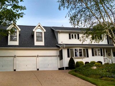 1104 Woodcrest Ln, Kendallville, IN, 46755