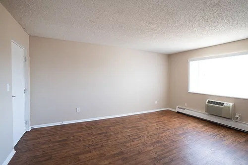 Prentice House Apartments Photo 1