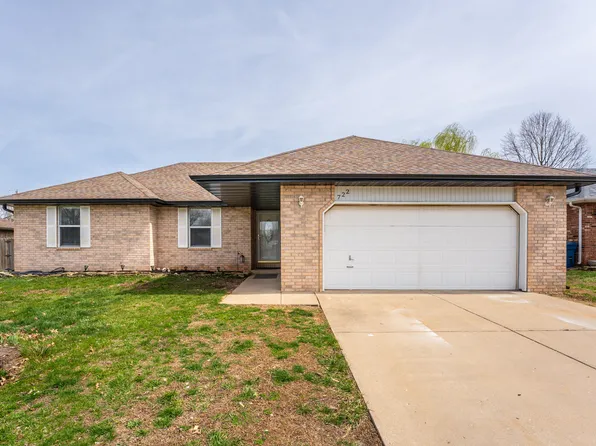 722 S Pinewood Lane, Nixa, MO 65714
