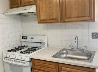 224 E Foothill Blvd, Arcadia, CA 91006