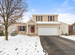 2118 Dry Ridge Rd, Grove City, OH 43123