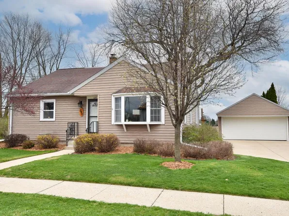 540 7th STREET, Hartford, WI 53027