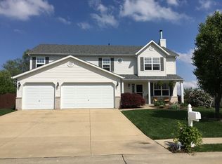 822 Victoria Ln, O'Fallon, IL 62269