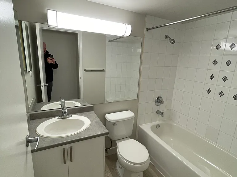 3433 Crowley Dr — Photo 17