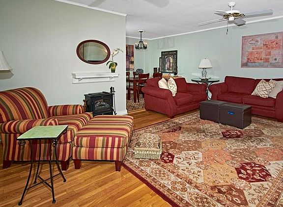 3rd image of 50 West St APT B3a