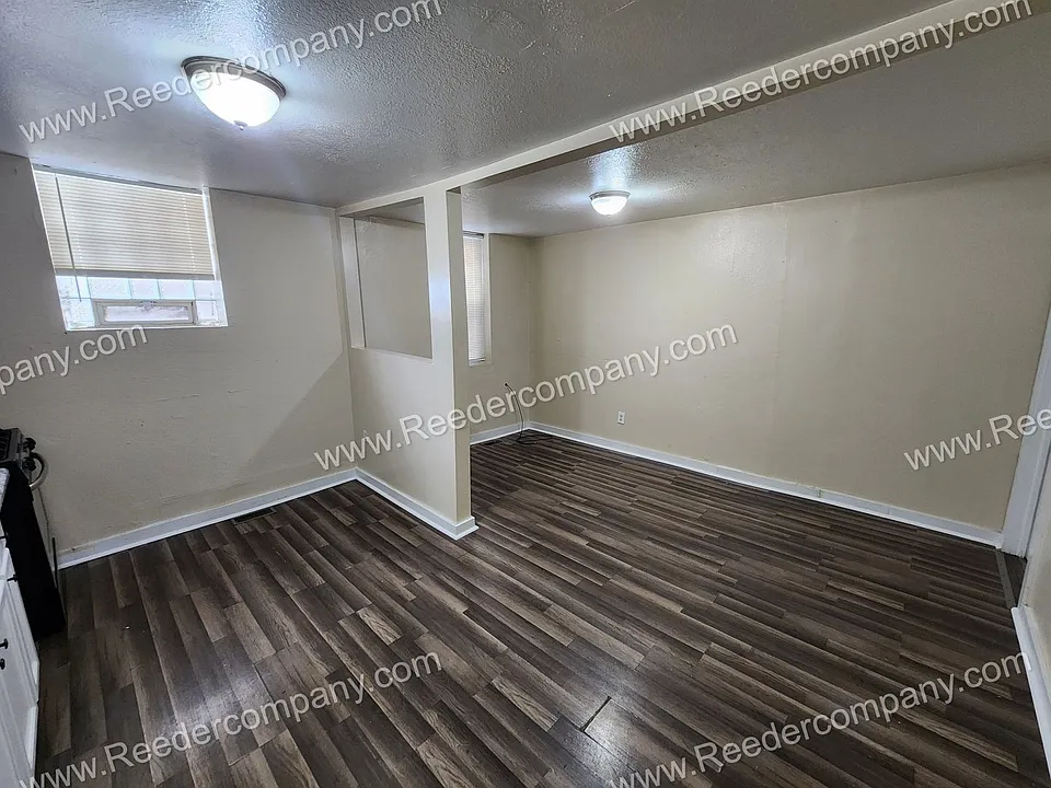 3927 Main St.