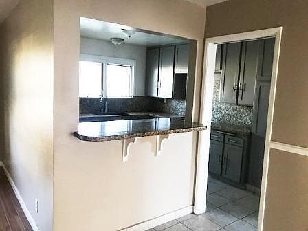 4th image of 11844 Longworth Ave