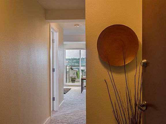3rd image of 1525 Taylor Ave N APT 402