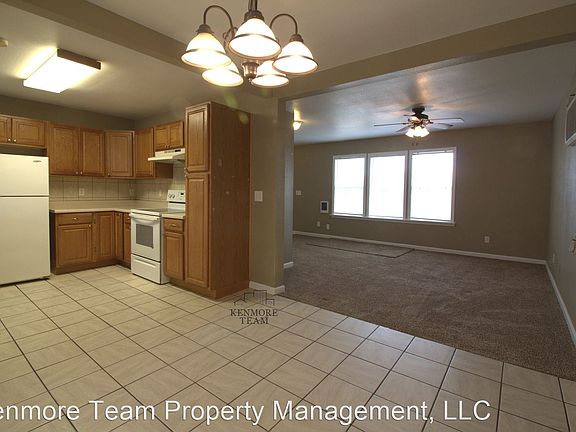 4th image of 1419 Jadwin Ave