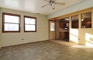 3rd image of 209 Clifton Dr