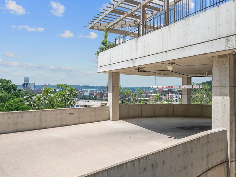 Adams Edge Apartments — Photo 36