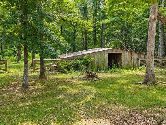 2nd image of 2363 Rat Kinney Rd