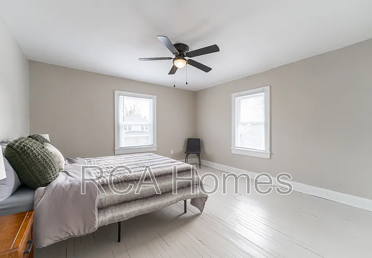3622 N Capitol Ave — Photo 9