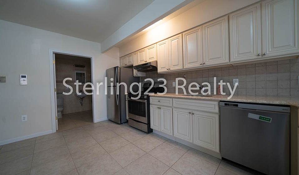 1st image of 2618 23rd Ave APT 3B