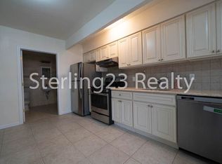 2618 23rd Ave APT 3B, Astoria, NY 11105