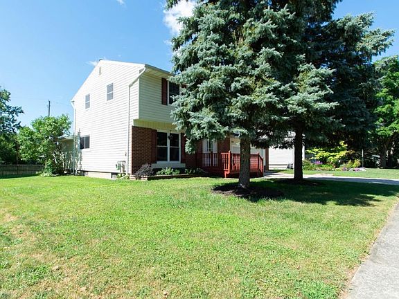 3rd image of 289 Amfield Ct