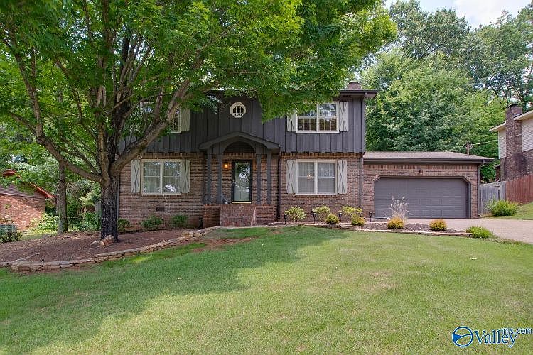 1st image of 11313 Dellcrest Dr SE