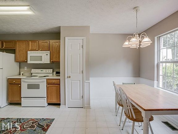 3rd image of 6207 Huntcliff Dr #6