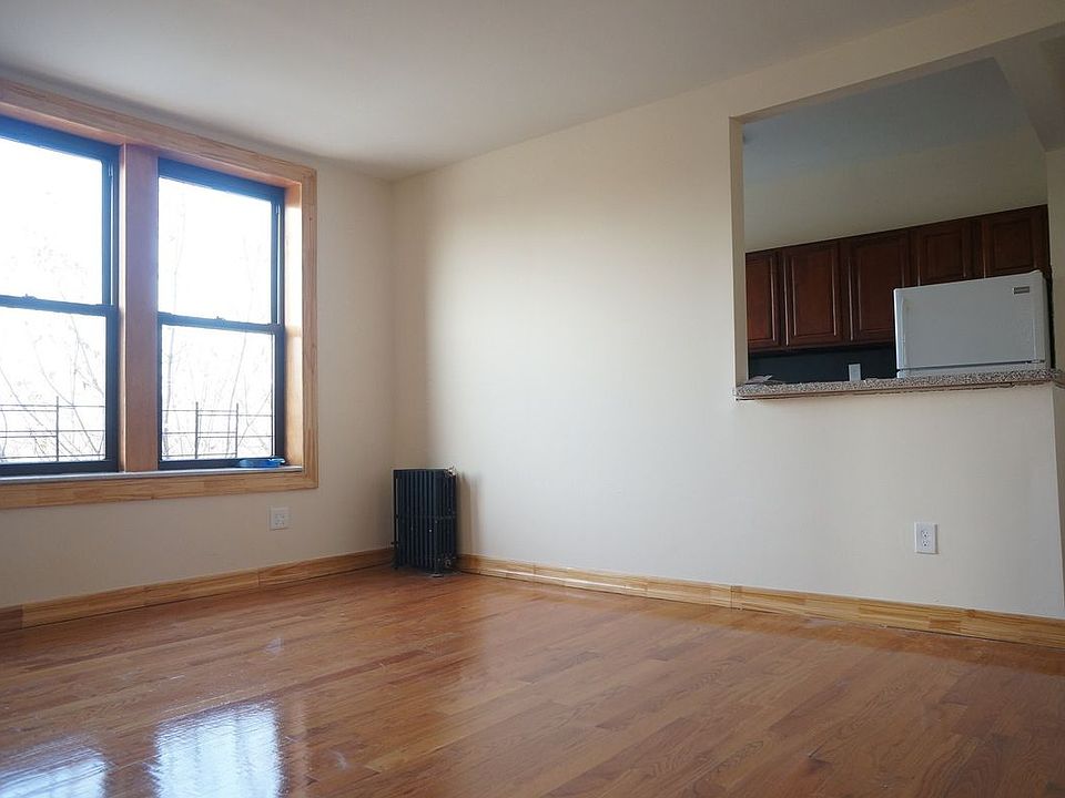 1st image of 1602 E 43rd St #44