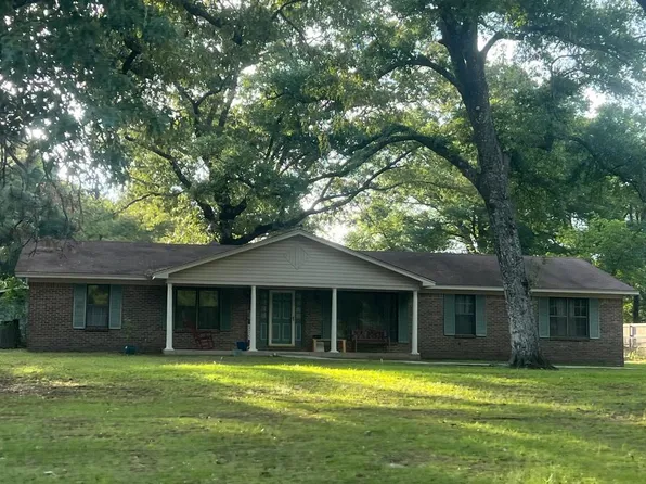 3400 Woodard Dr, Mobile, AL 36618
