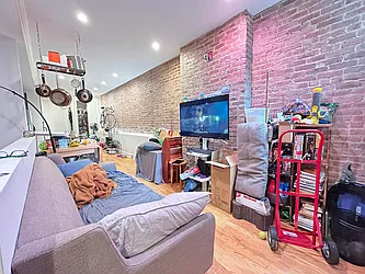 Rented by Lang Realty LLC