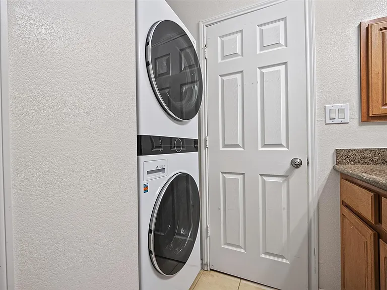9200 Westheimer Rd #1102 — Photo 12