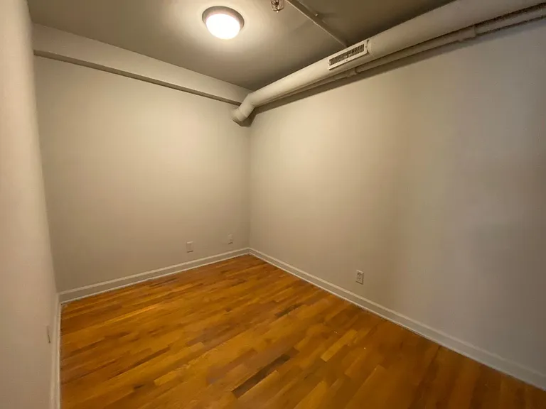 Welcome to 400 East Clayton Street! — Photo 48