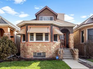 9145 S Kingston Ave, Chicago, IL 60617