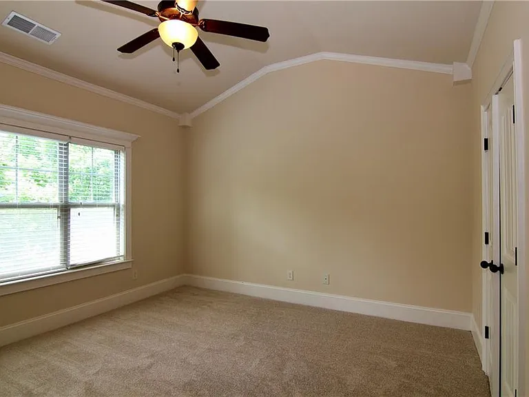 1660 Jardin Ct — Photo 14