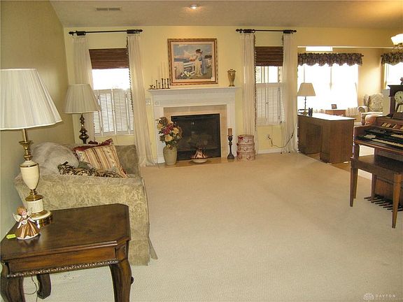 4th image of 1193 Greystone Cir