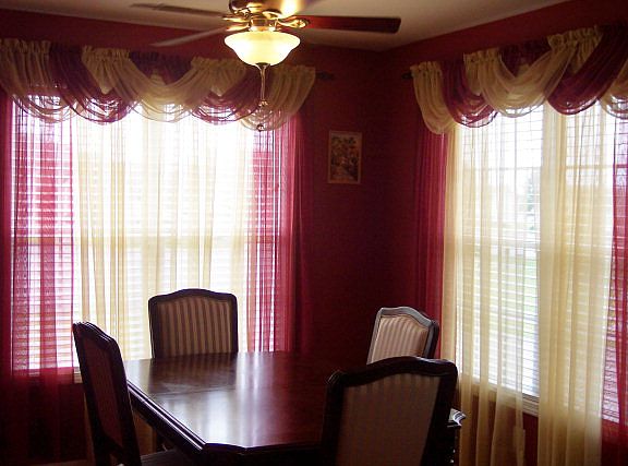 2nd image of 488 Carnation Ct