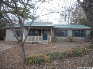 510 Cobra St, Boaz, AL 35957
