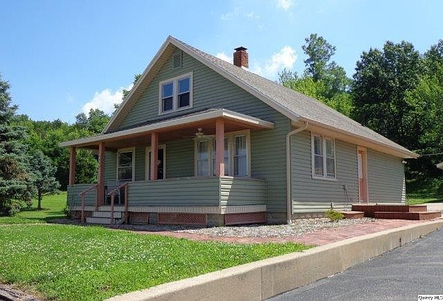 Home for Sale in Quincy, IL $159,900