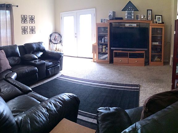 5th image of 549 S Sunshine Ave