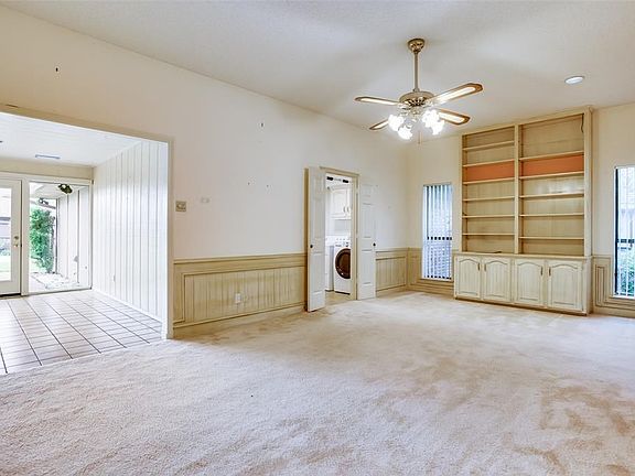 5th image of 2417 Diamond Oaks Dr